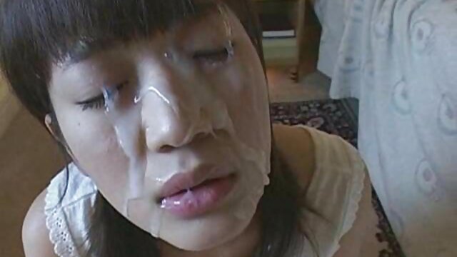 ความคมชัดสูงนะ :  สาวญี่ปุ่นกำลังถูกแฟนของเธอและพ่อของเขาระยำ หนัง โป้ แบบ วีดีโอ วิดีโอด้านบน 
